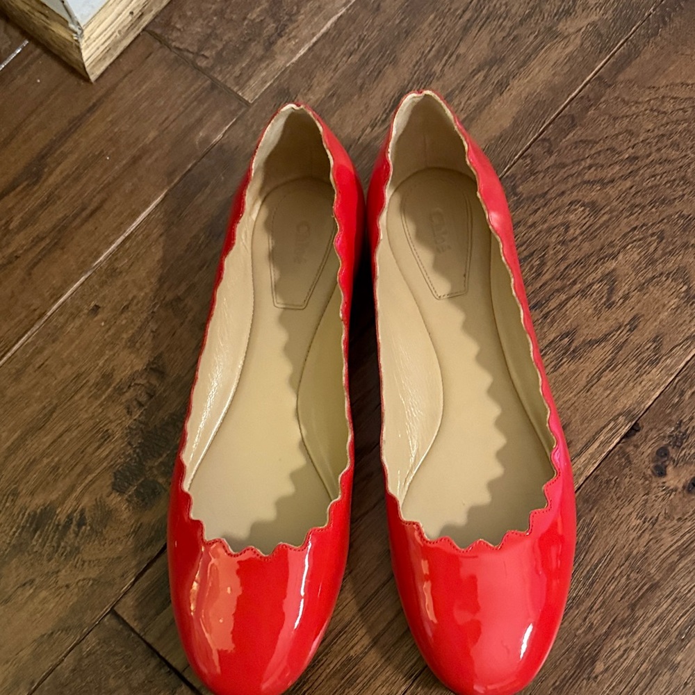 Chloe Lauren Patent Leather Red Scalloped Flats - Picture 6 of 7